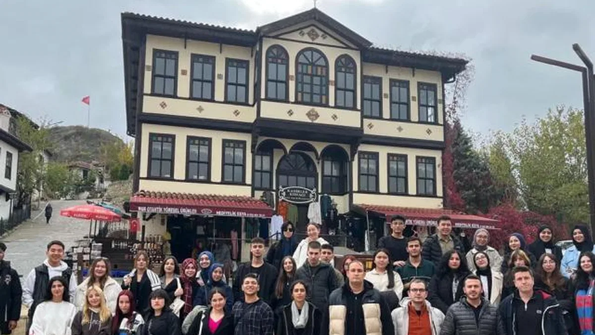 SUBÜ’nün gençleri Sakarya’nın tarihinde yolculuğa çıktı