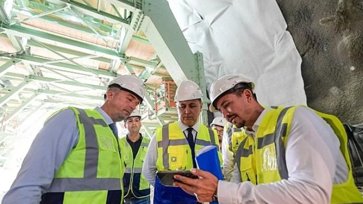 Başkan Tugay Buca Onat Tüneli’ni inceleyerek beton çalışmasını başlattı