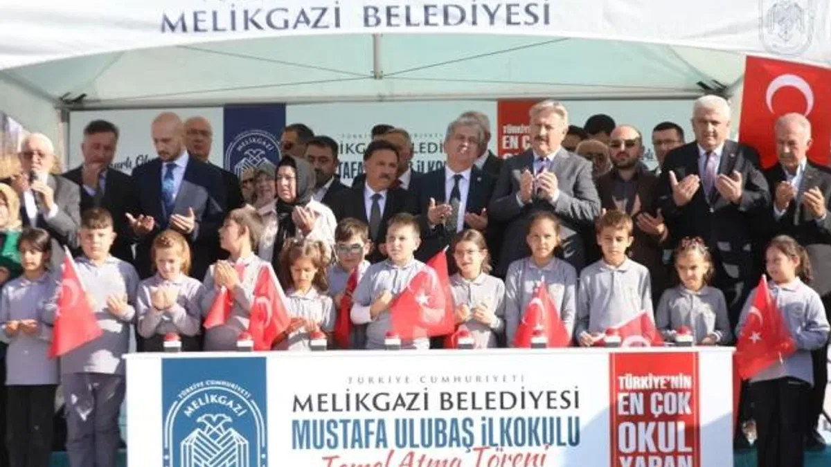Kayseri Melikgazi’de yeni bir okulun temeli atıldı